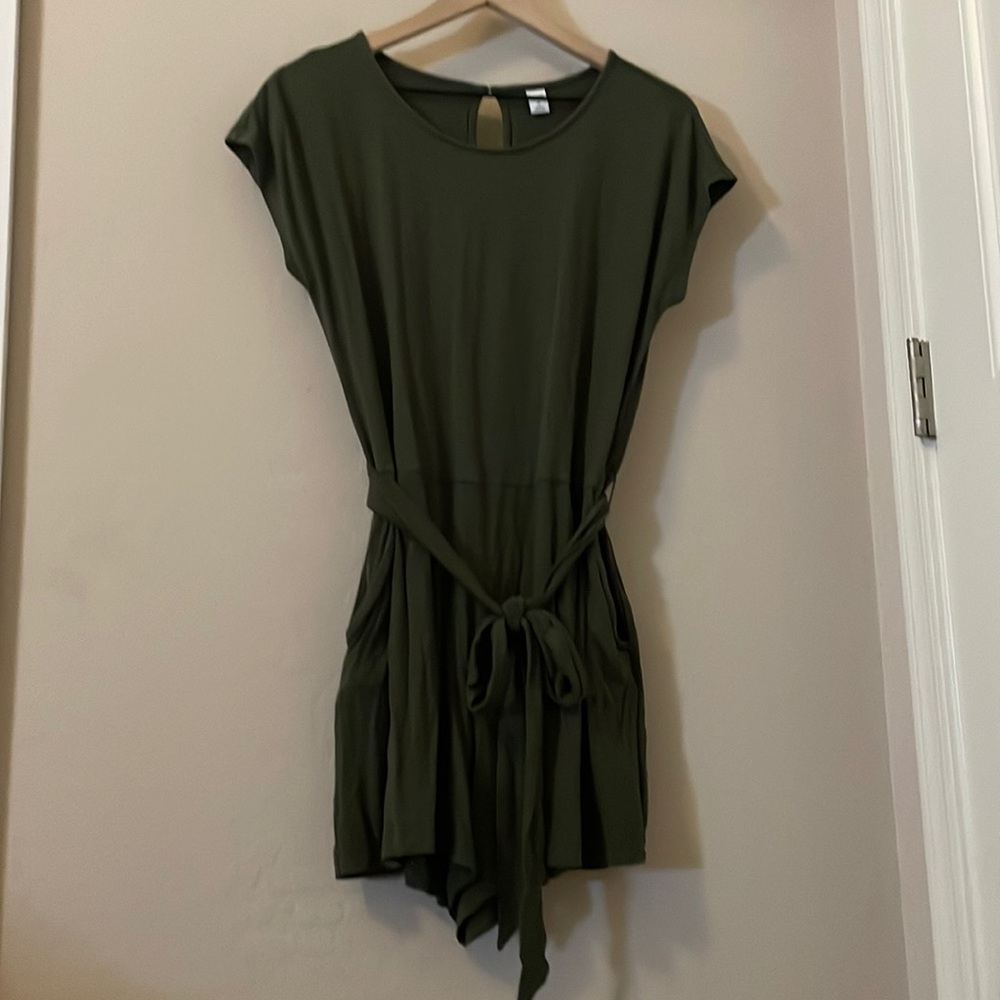 Old Navy, olive green romper, size medium